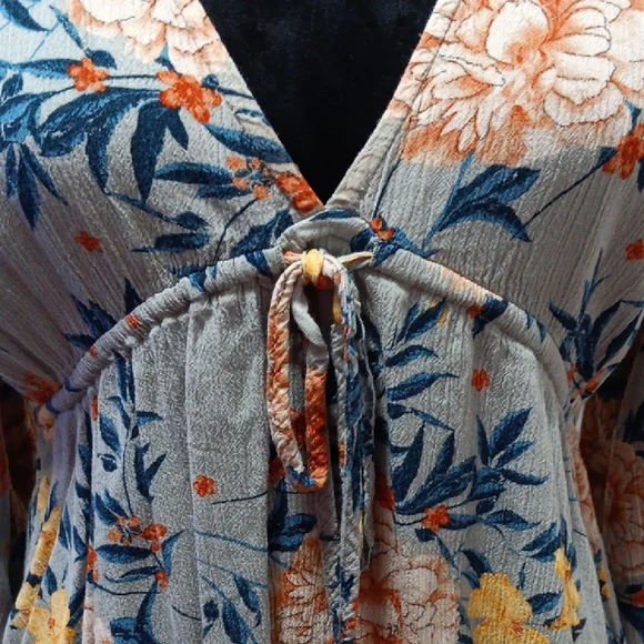 American Eagle Outfitters Floral Tie-Front Blouse - Gray and Orange - Picture 2 of 6